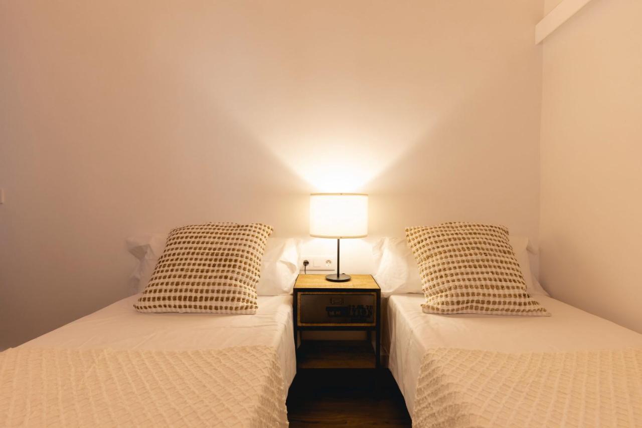 Apartamento Bravissimo Cort Reial Entresol B Gerona Exterior foto